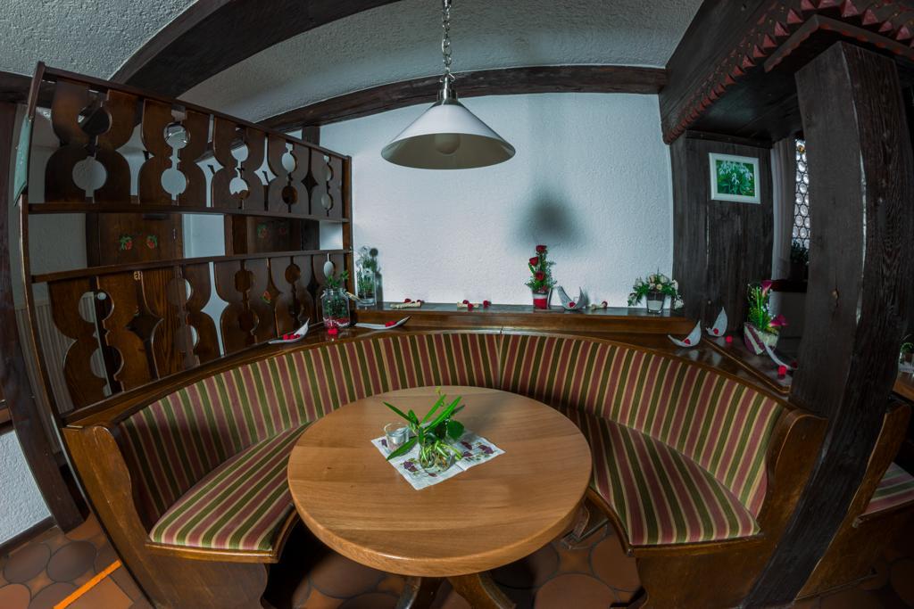 Ratskeller Niederurff - Hotel & Restaurant Бад Цвестен Екстериор снимка